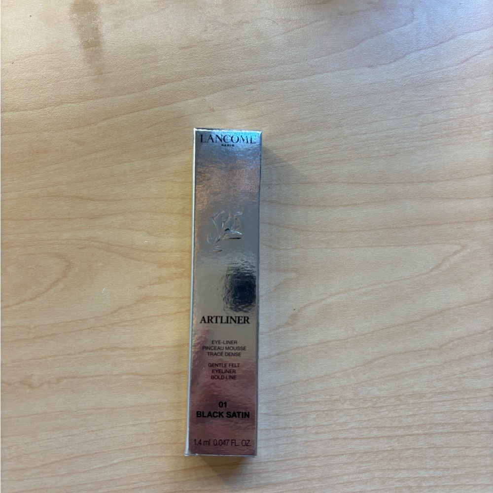 Lancome Artliner Eyeliner in Black Satin